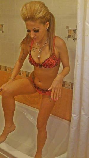 Brielle (19) in Texas | Casual Dating with Older Men