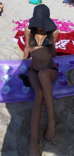 Selene, 29 in Connecticut | Casual Dating and Private Chat