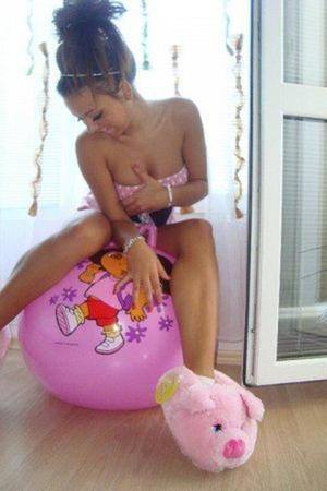 Martha, 24 in Wisconsin | Younger Adult Woman, Older Men