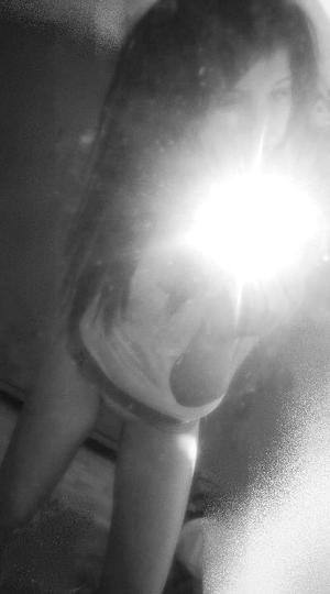 Mira, 25 from New York | Local No-Strings Connection