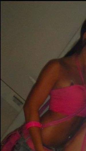 Christine (18) from Iowa | Discreet Casual Encounters