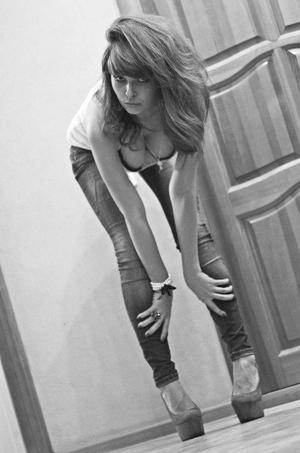 Photo of Melody (19) from Texas dating profile