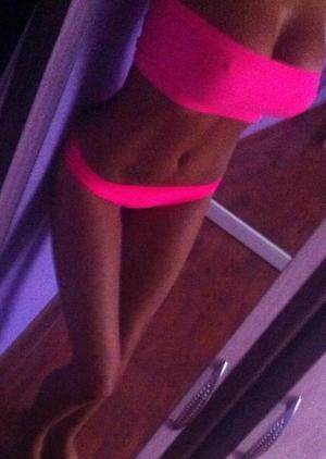 Photo of Jacklyn (27) from Oceanside, CA dating profile