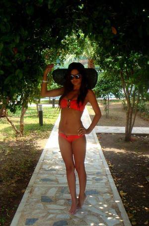 Amya, 21, West Virginia | Nearby Adult Singles