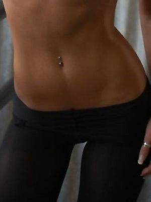 Gina, 18, Toronto, ONT local dating profile photo