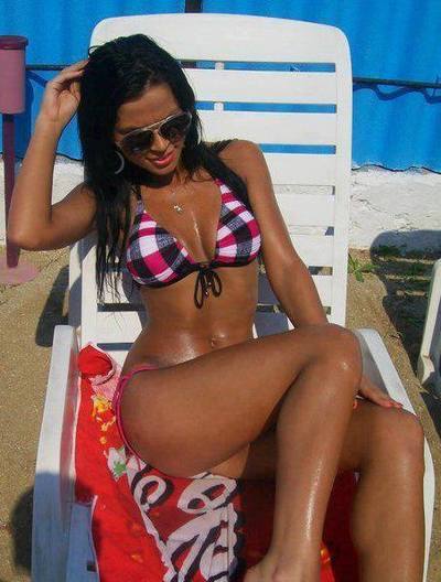 Taylor (18) in Wisconsin | Local Adult Woman