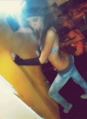 Photo of Bailee (29) from Grapevine, TX dating profile