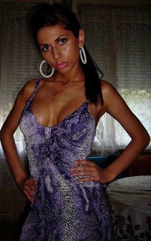 Maryam (20) in British Colombia | Local Adult Woman