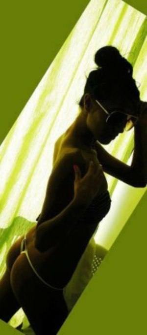 Jazmyne, 19, New York | Nearby Adult Singles