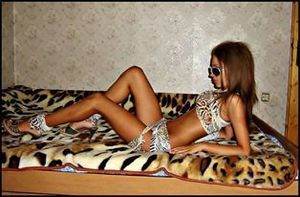 Dara (20) in Lancaster, CA, adult profile photo