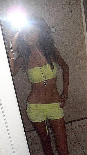 Gabrielle, 22, New York | Nearby Adult Singles