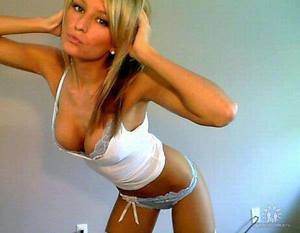 Amara (28) from Los Angeles, CA profile image