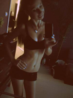 Keisha (25) in West Virginia | Local Adult Woman