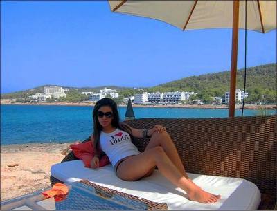 Kourtney (27) in British Colombia | Local Adult Woman