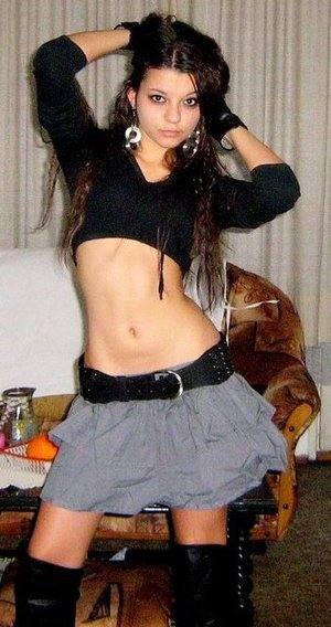 Danielle, 28, Tennessee | Nearby Adult Singles