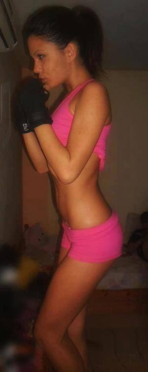 Meet Cristal (25) from Illinois | Local Dating Profile