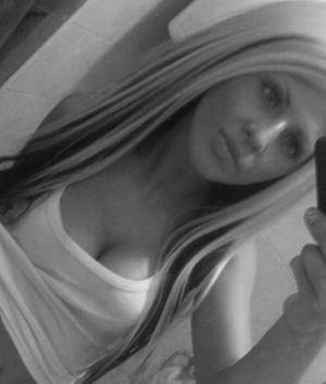 Chat with Alicia (19) | Texas Local Women