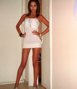 Parker is a cheater looking for a guy like you!
