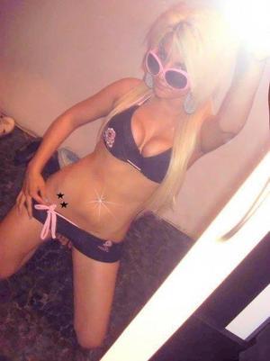 Meet local singles like America from Minnesota who want to fuck tonight