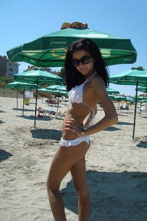Haylee is a cheater looking for a guy like you!