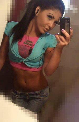 Meet local singles like Kaydence from Louisiana who want to fuck tonight