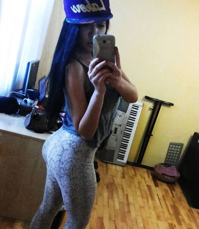 Looking for local cheaters? Take Vashti from Manville, New Jersey home with you