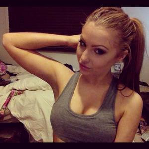 Vannesa from Illinois is interested in nsa sex with a nice, young man