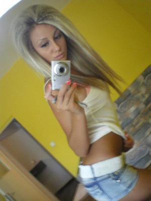 Taniyah is a cheater looking for a guy like you!