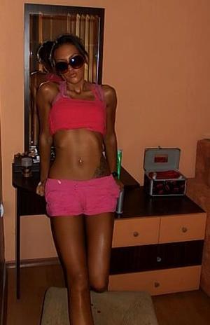 Sofia from North Carolina is interested in nsa sex with a nice, young man