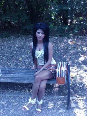 Looking for local cheaters? Take Kortney from Texas home with you