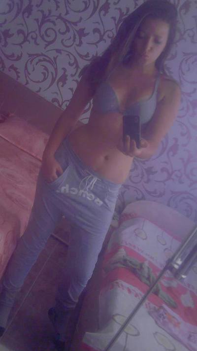 Looking for local cheaters? Take Aubree from North Carolina home with you