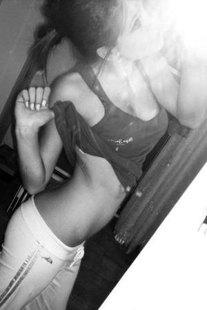 Aimee is a cheater looking for a guy like you!