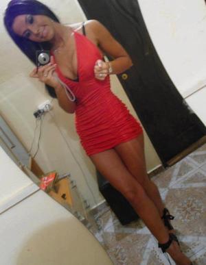 Cecilia from Illinois is looking for adult webcam chat