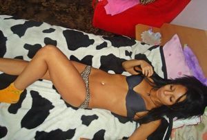 Lelia from West Virginia is looking for adult webcam chat