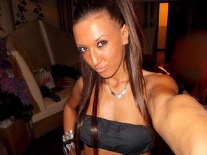Hadassah from Massachusetts is looking for adult webcam chat