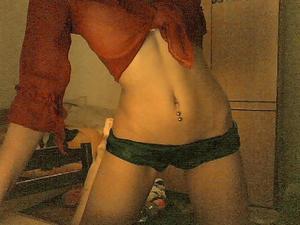 Sidney is a cheater looking for a guy like you!
