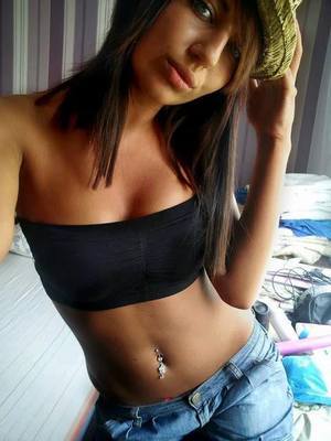 Meet local singles like Emilia from Ohio who want to fuck tonight
