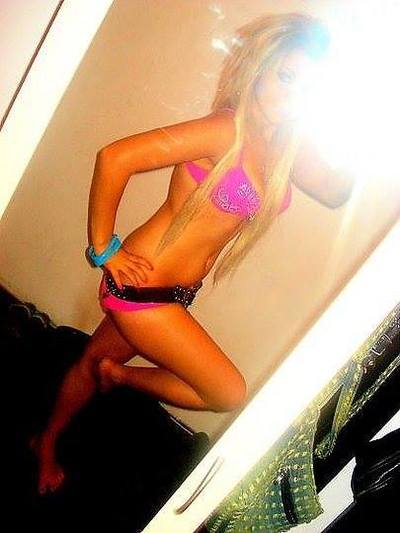 Riley from Ohio is looking for adult webcam chat