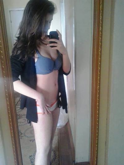 Escorts like Khloe are down to fuck you now!