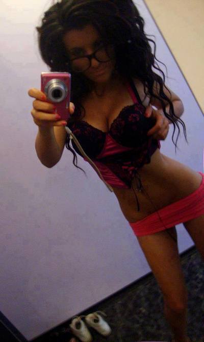 Looking for girls down to fuck? Connie from Utah is your girl