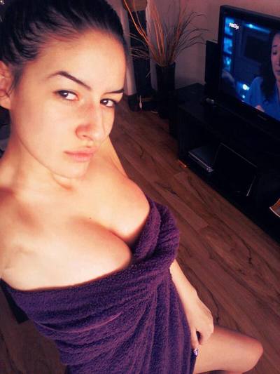 Joy from Wisconsin is looking for adult webcam chat