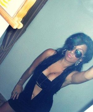 Meet local singles like Maya from Minnesota who want to fuck tonight