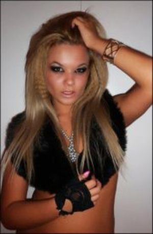 Looking for local cheaters? Take Amari from Colorado home with you