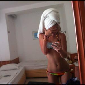 Ozell from Bray, Oklahoma is looking for adult webcam chat