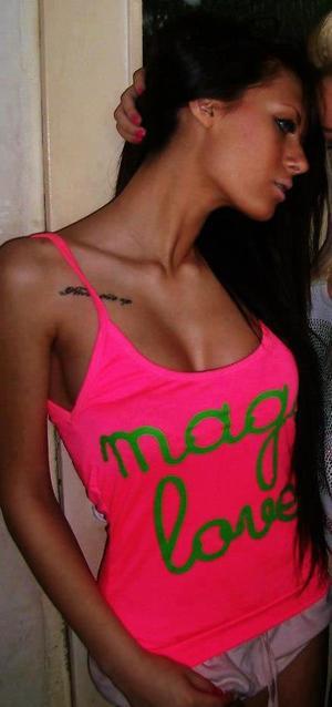 Larissa from North Carolina is looking for adult webcam chat
