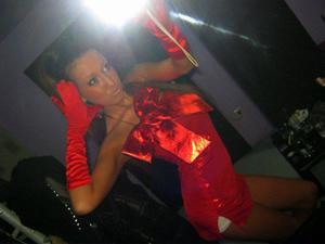 Aleena from Minnesota is looking for adult webcam chat