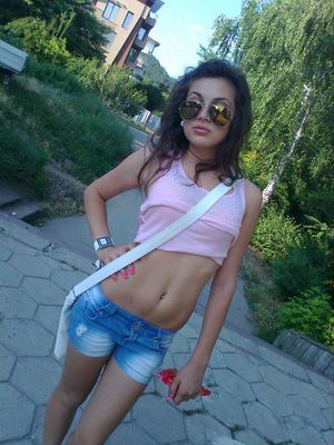 Delila from Sun City, Arizona is looking for adult webcam chat