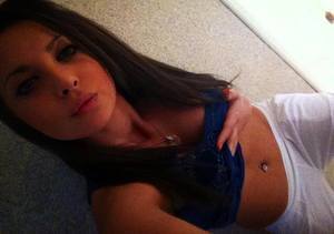 Autumn from Washington is looking for adult webcam chat