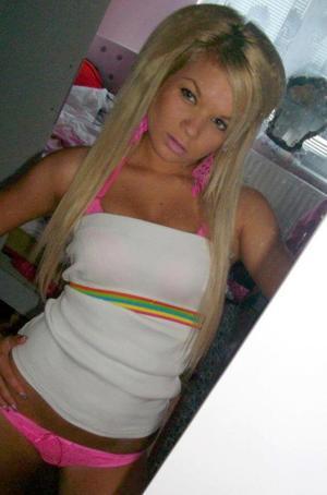 Gabrielle is a cheater looking for a guy like you!