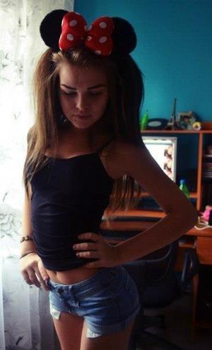 Precious from Kentucky is looking for adult webcam chat